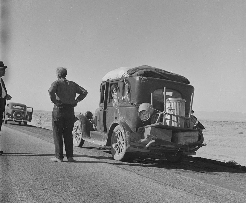Migranti dall'Oklahoma bloccati nel deserto della California meridionale