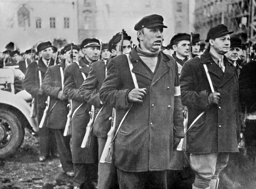 Milizia operaia a Praga il 28 febbraio 1948