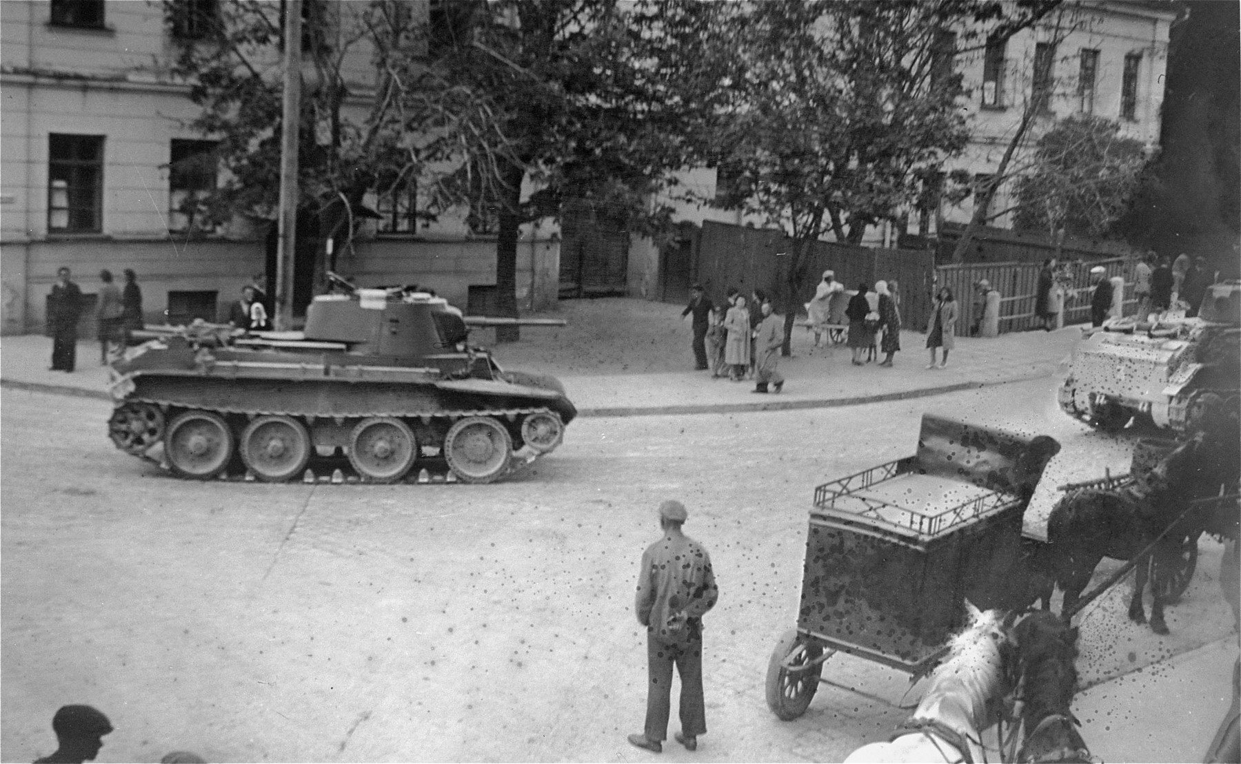 Carro armato sovietico a Kaunas